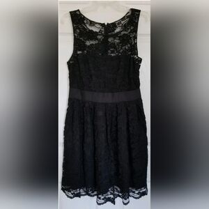 BB Dakota - Elegant Black Sleeveless Lace Overlay Dress - Size 8
